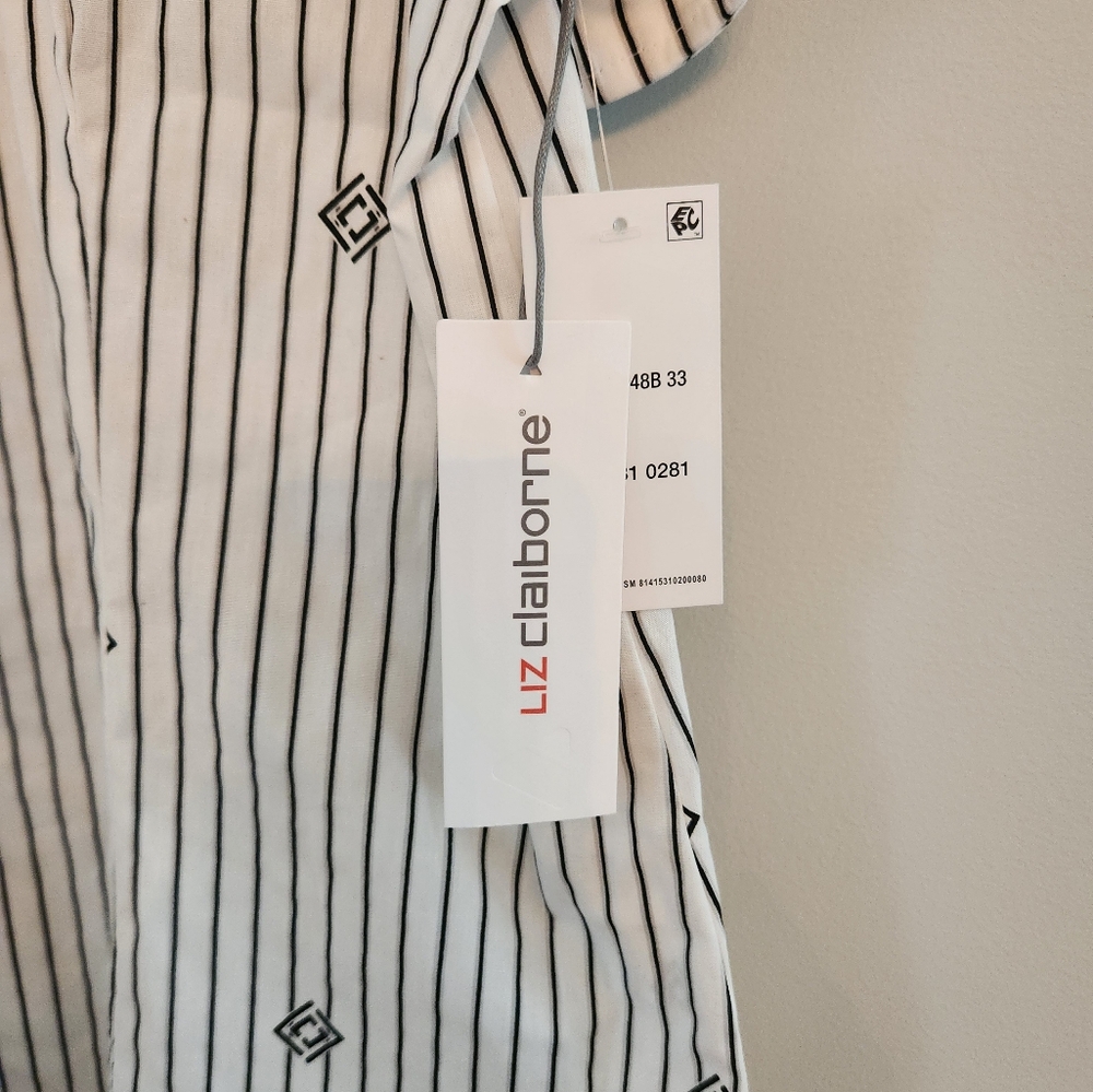 (4 For $20) NWT Liz Claiborne White and Black Pinstripe Dress Top. Size L. - Picture 2 of 5